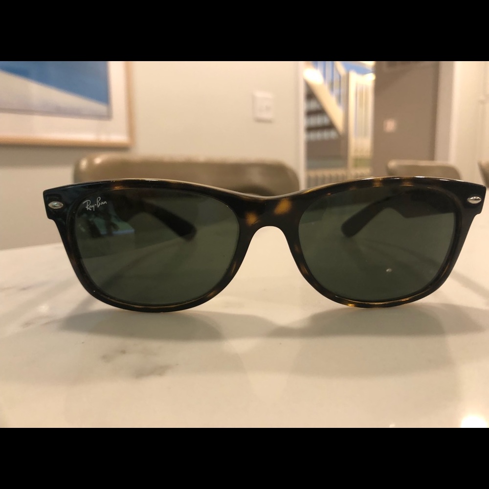 Ray Ban Wayfarer sunglasses